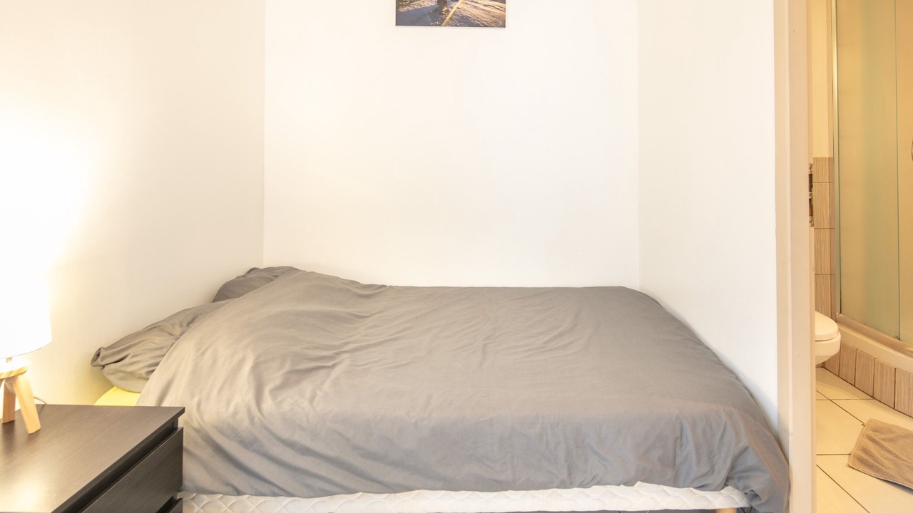 Photo of Bedroom in Meylan