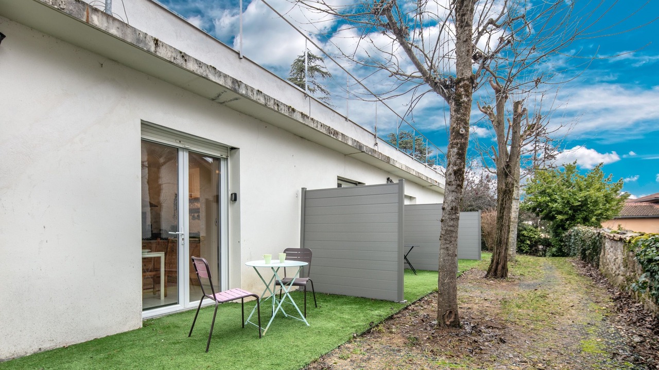 Photo of Outdoor in Meylan