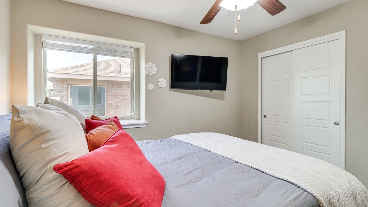 Photo of Bedroom in Leander