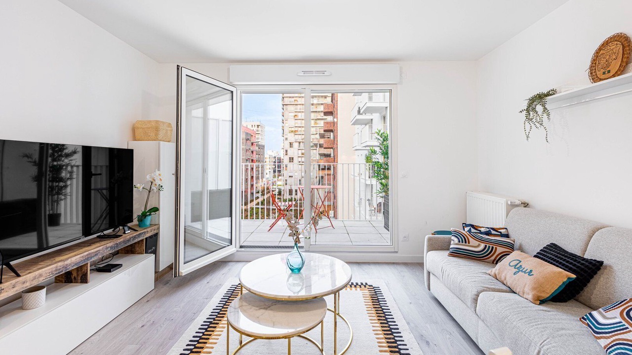 Photo of Livingroom in Saint-Ouen