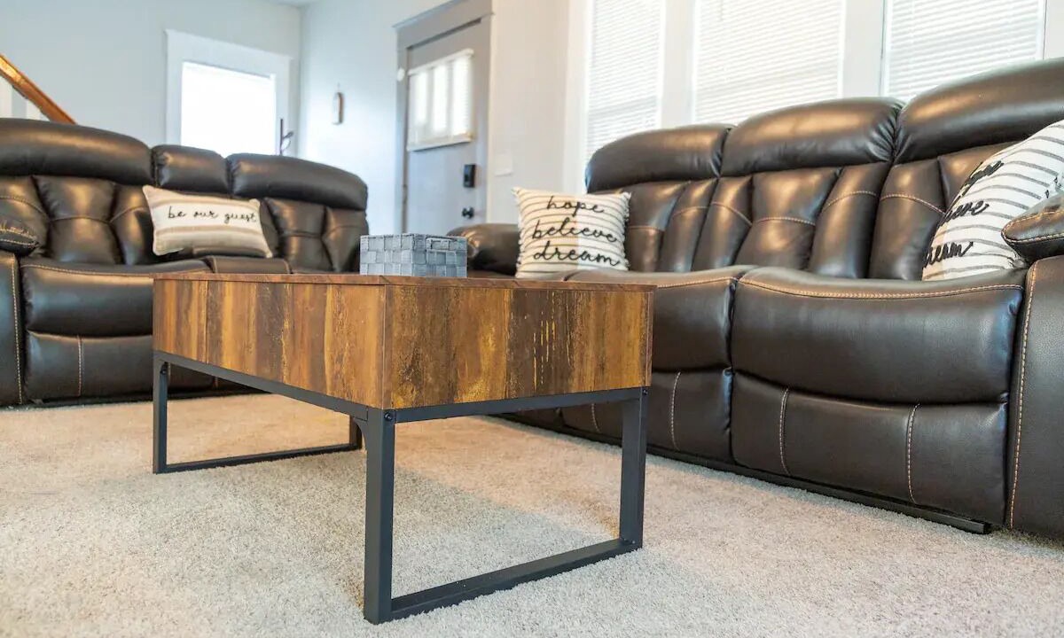 Photo of Livingroom in Erie