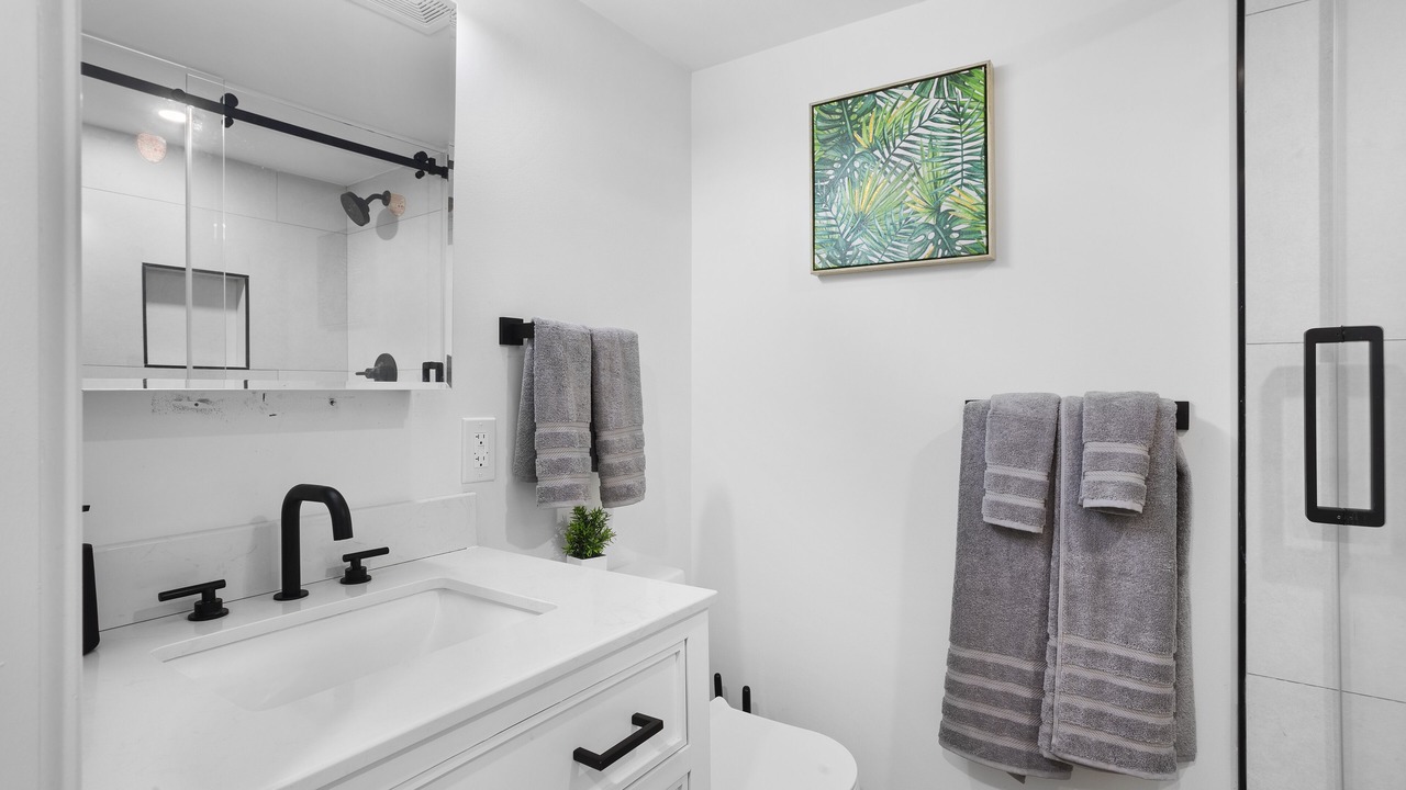Photo of Bathroom in Point Breeze