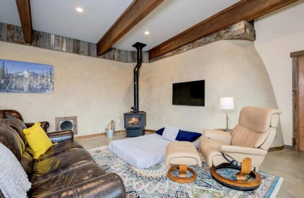 Photo of Livingroom in Gallatin Gateway