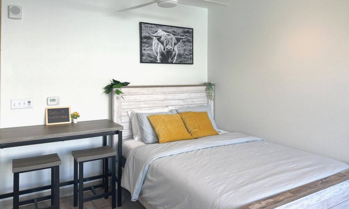 Photo of Bedroom in Uptown