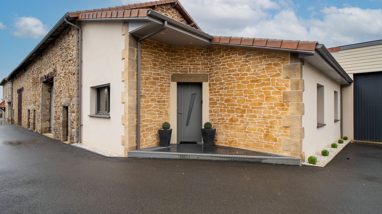 Photo of Outdoor in Nexon