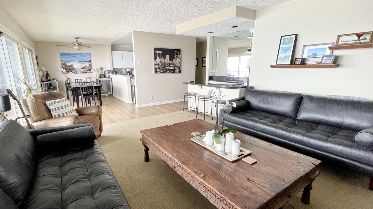 Photo of Livingroom in Malibu