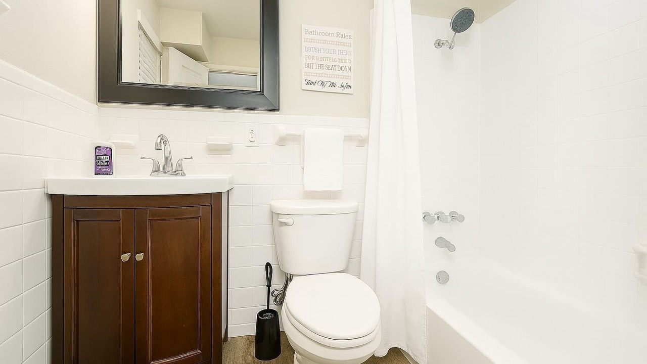 Photo of Bathroom in Uptown