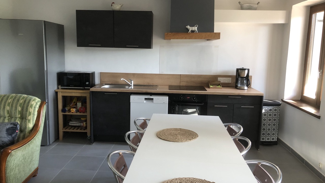 Photo of Kitchen in Saint-Etienne-des-Oullieres