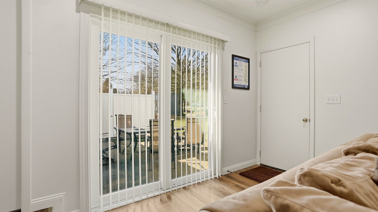 Photo of Livingroom in Birch Run Township