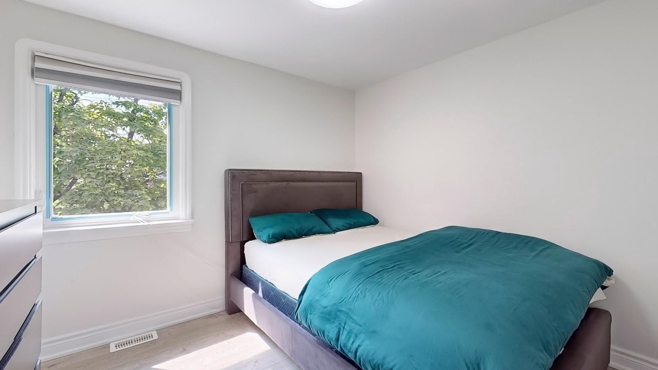 Photo of Bedroom in Clairlea