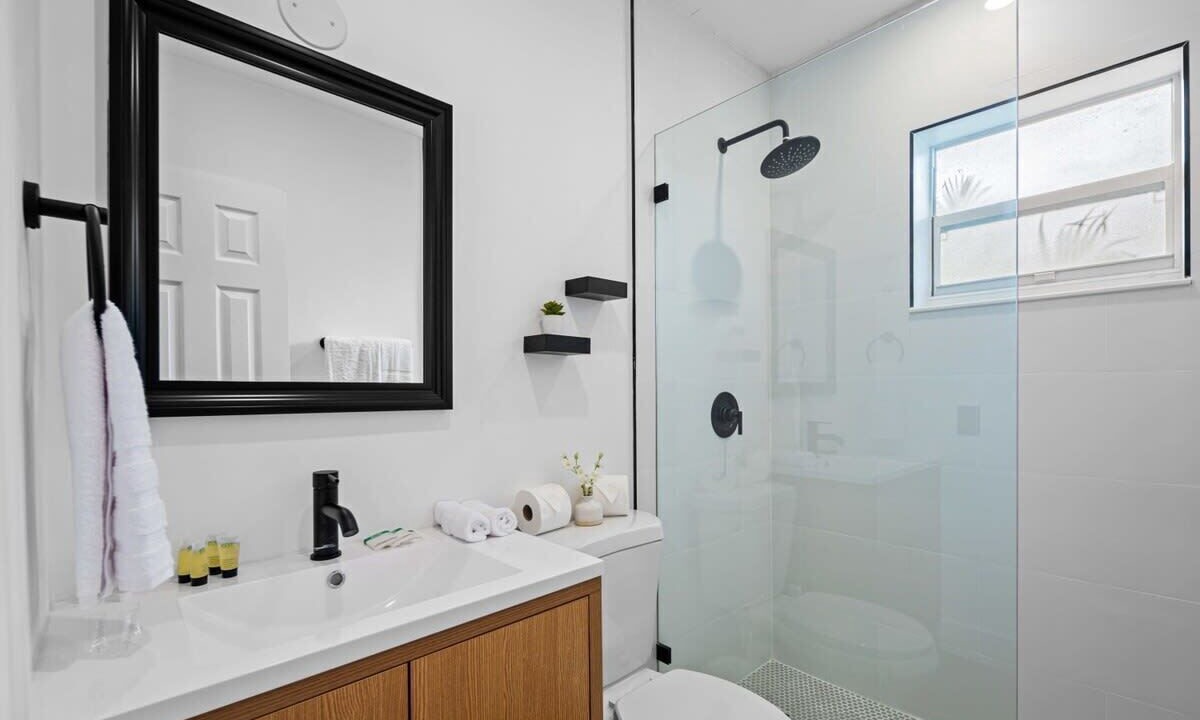 Photo of Bathroom in Sailboat Bend