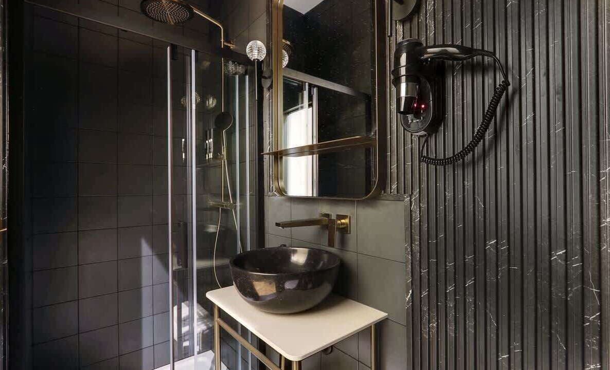 Photo of Bathroom in Madeleine