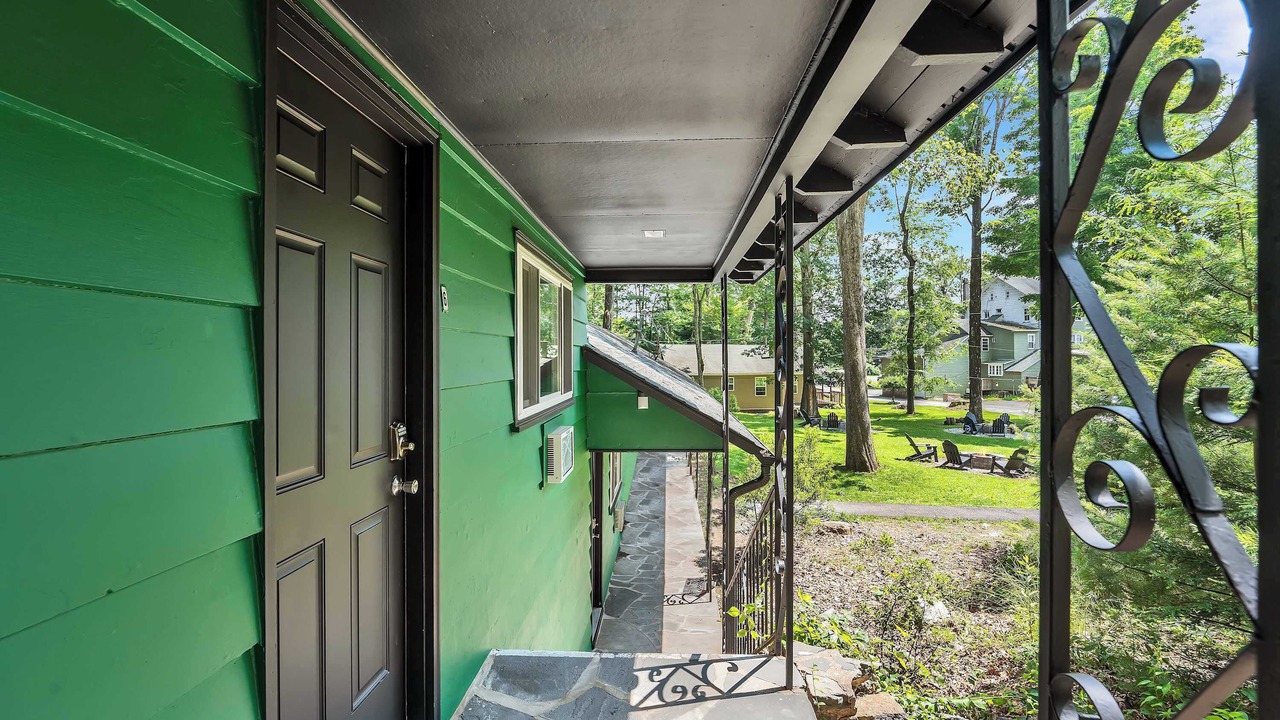 Photo of Outdoor in Canadensis