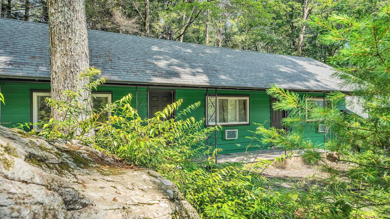 Photo of Outdoor in Canadensis