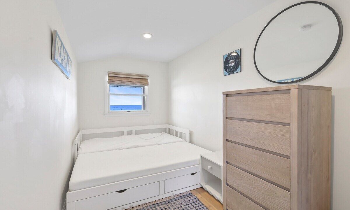 Photo of Bedroom in Manasquan