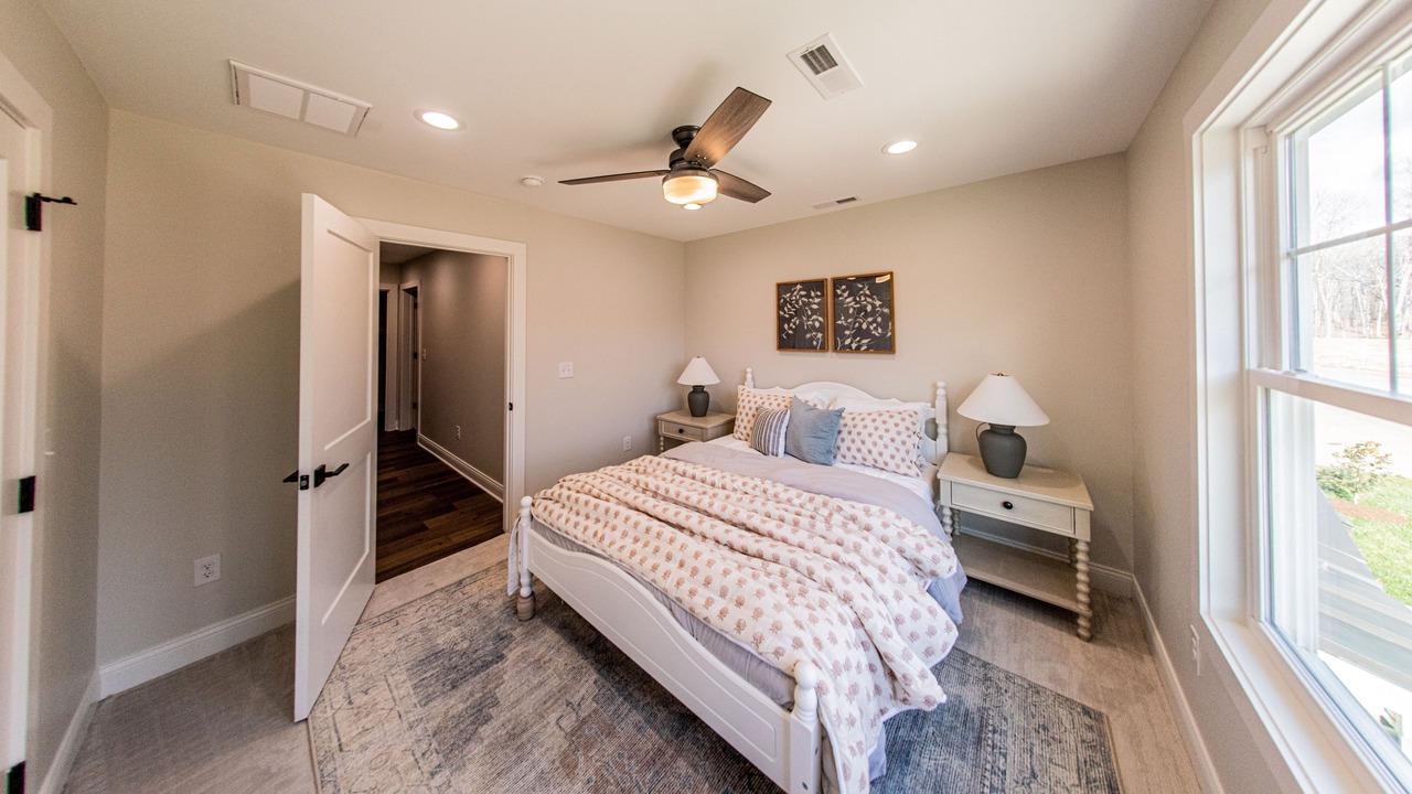 Photo of Bedroom in Grand Rivers