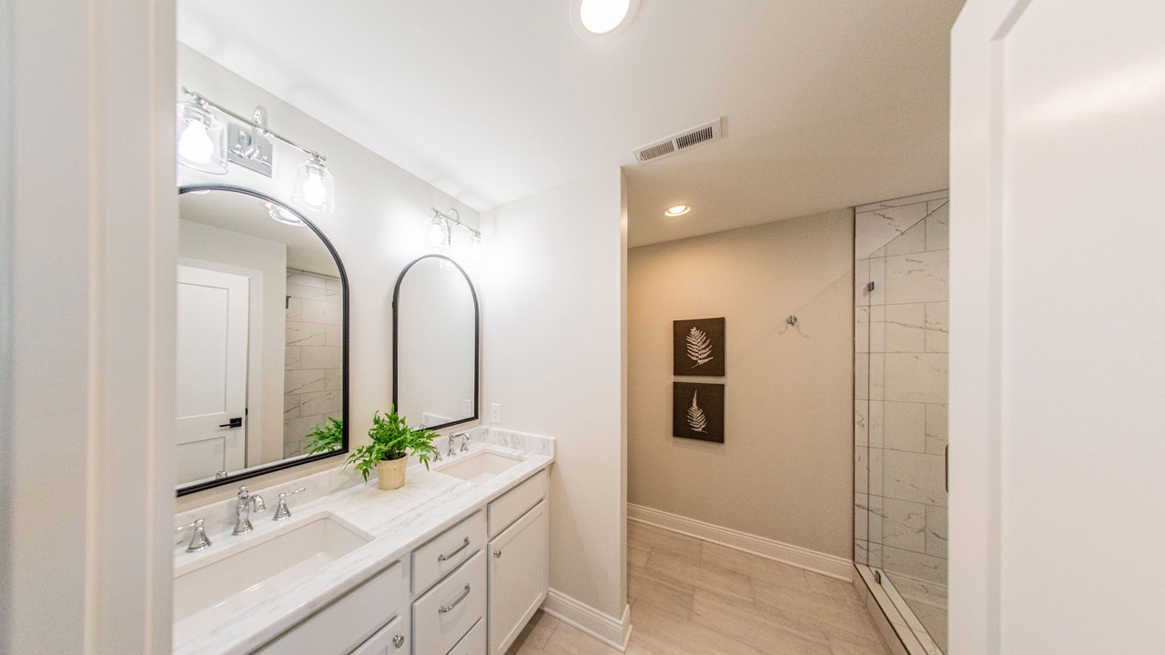 Photo of Bathroom in Grand Rivers