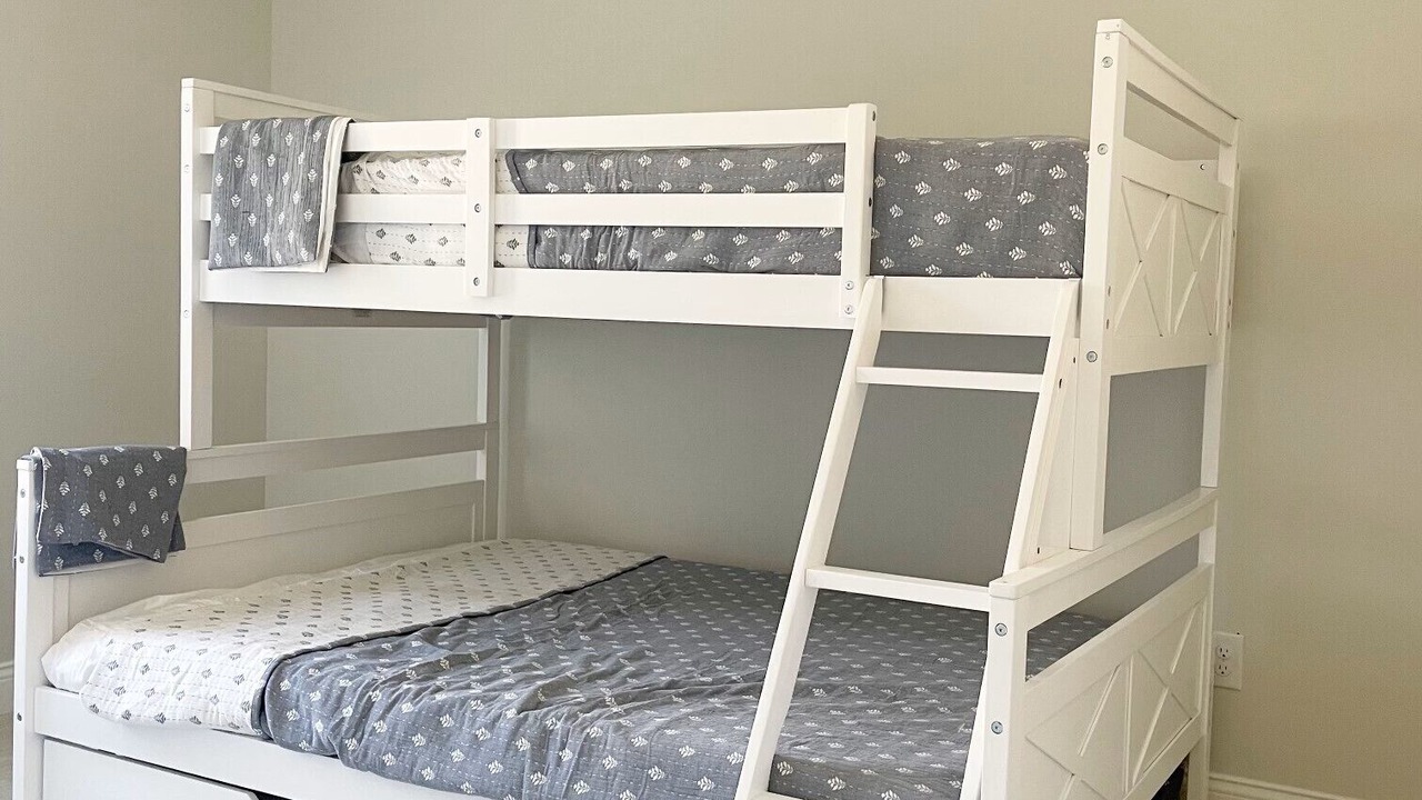 Photo of Bedroom in Grand Rivers
