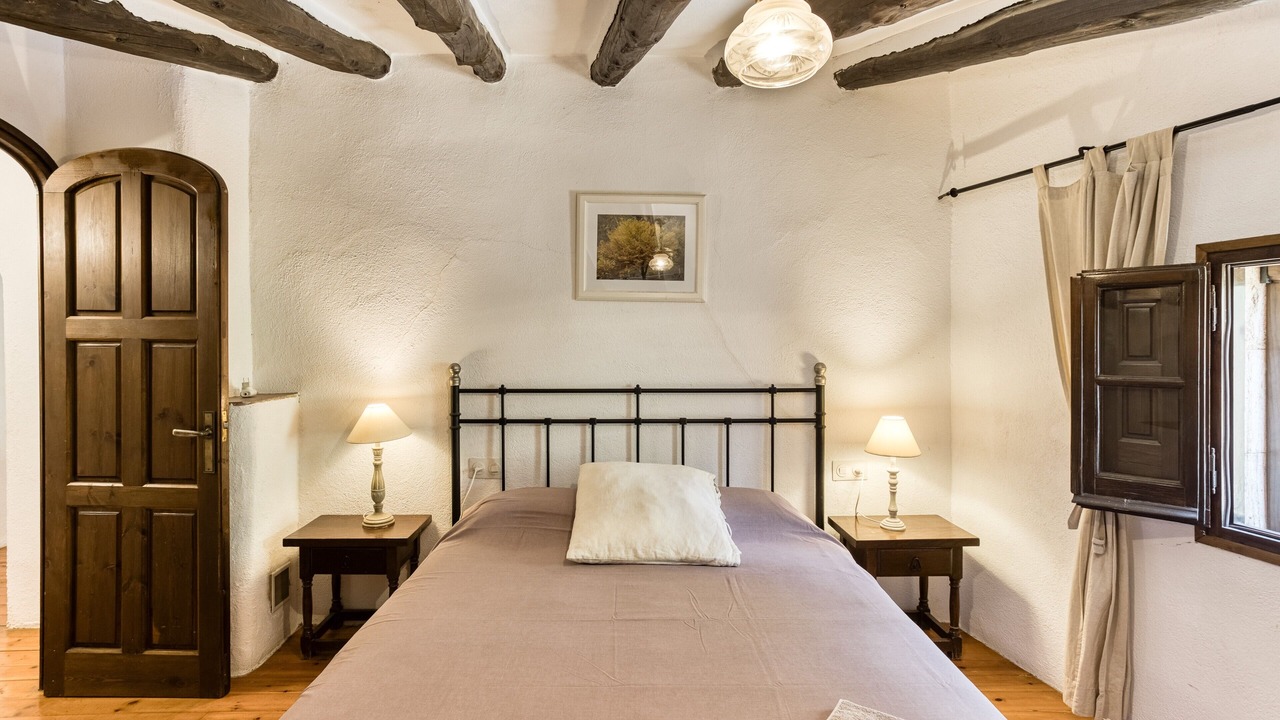 Photo of Bedroom in Esponella