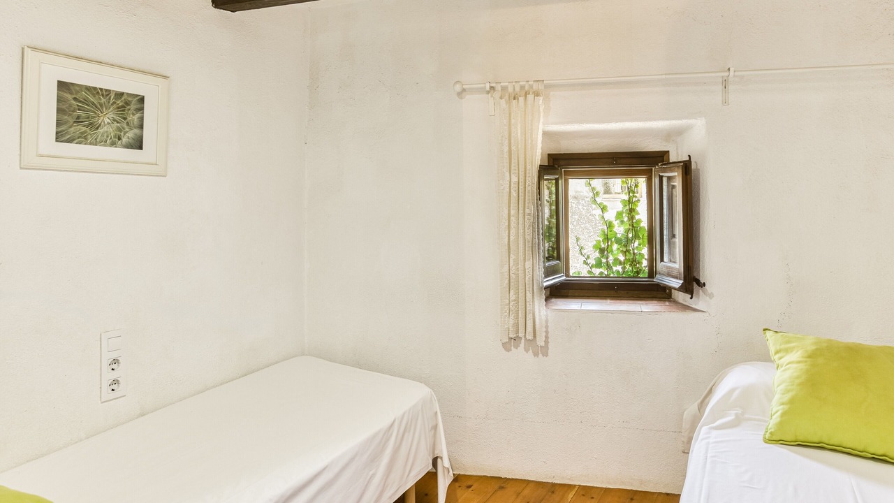 Photo of Bedroom in Esponella