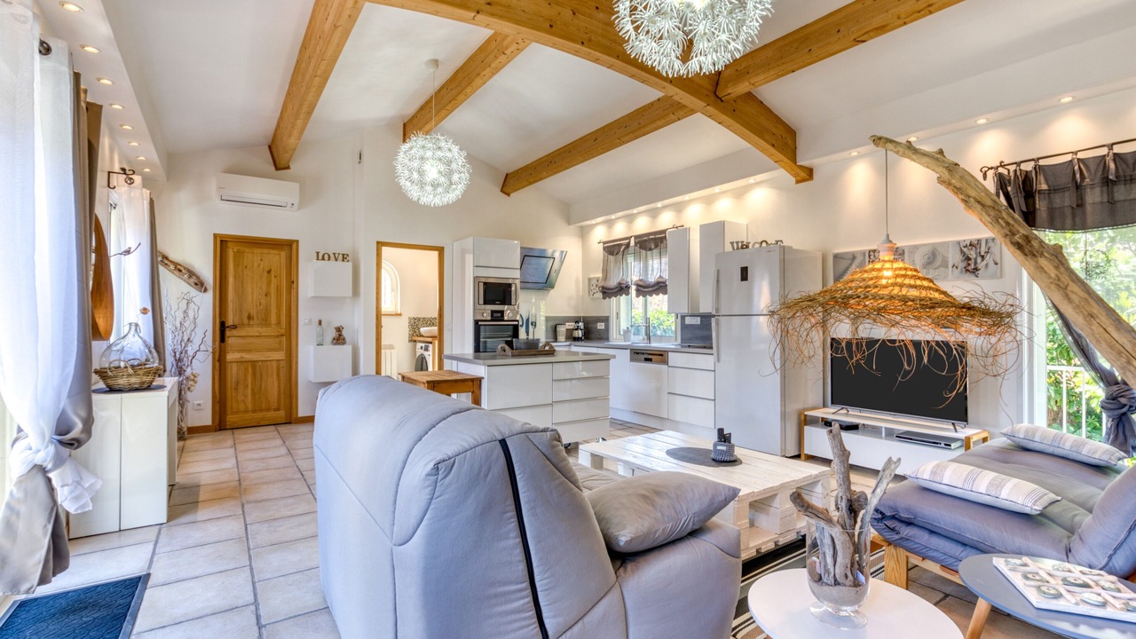 Photo of Livingroom in Poussan