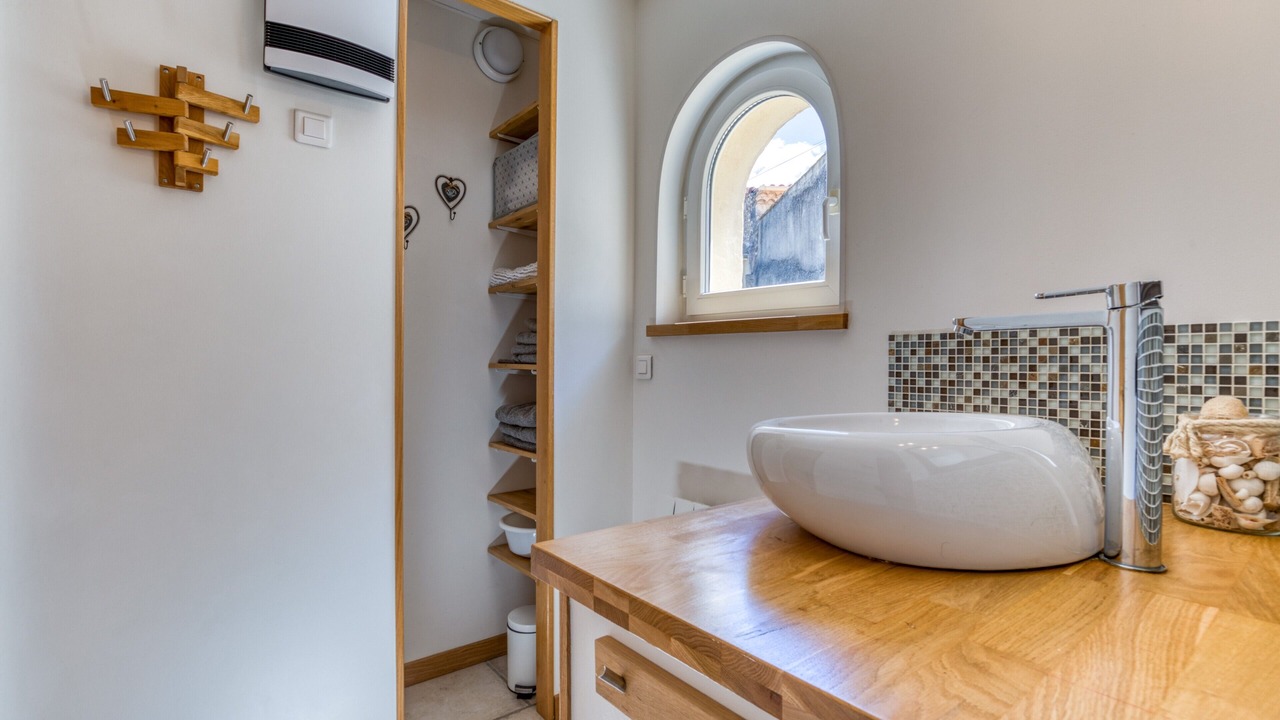 Photo of Bathroom in Poussan