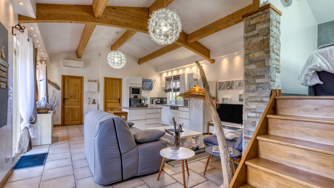 Photo of Livingroom in Poussan