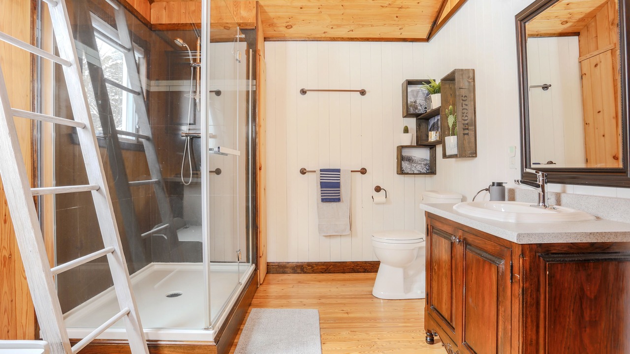 Photo of Bathroom in Saint-Raymond