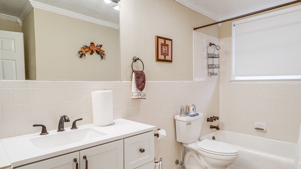Photo of Bathroom in Keeling