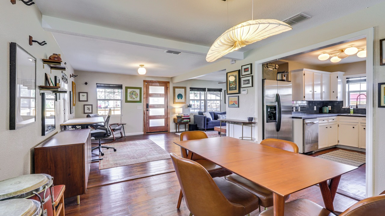 Photo of Livingroom in Govalle