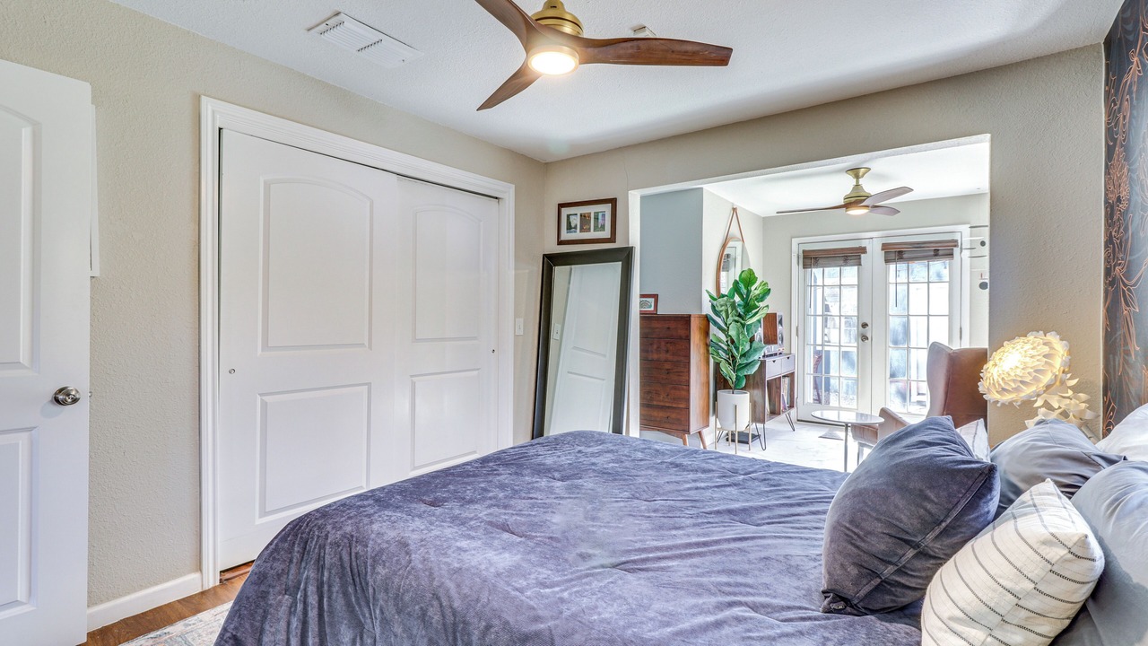 Photo of Bedroom in Govalle