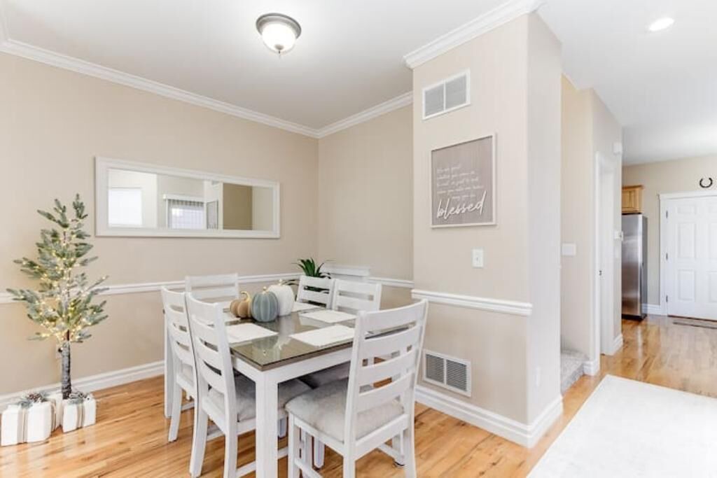 Photo of Others in Cheyenne