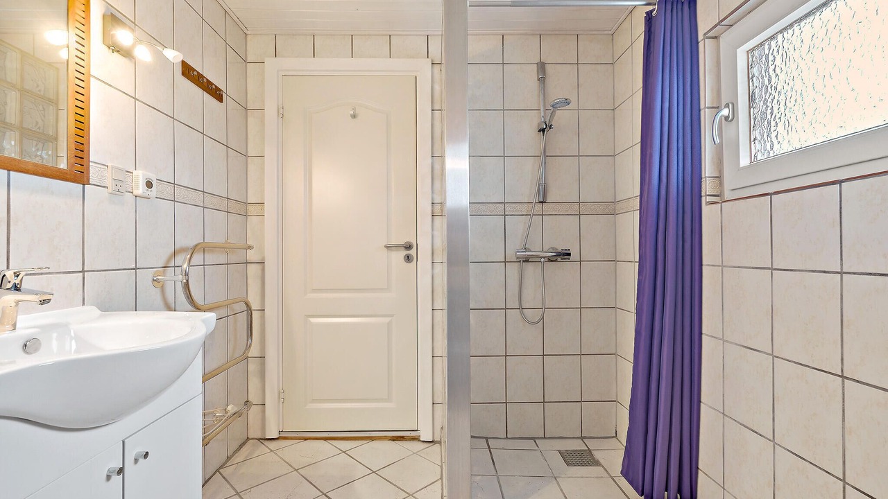 Photo of Bathroom in Skjern