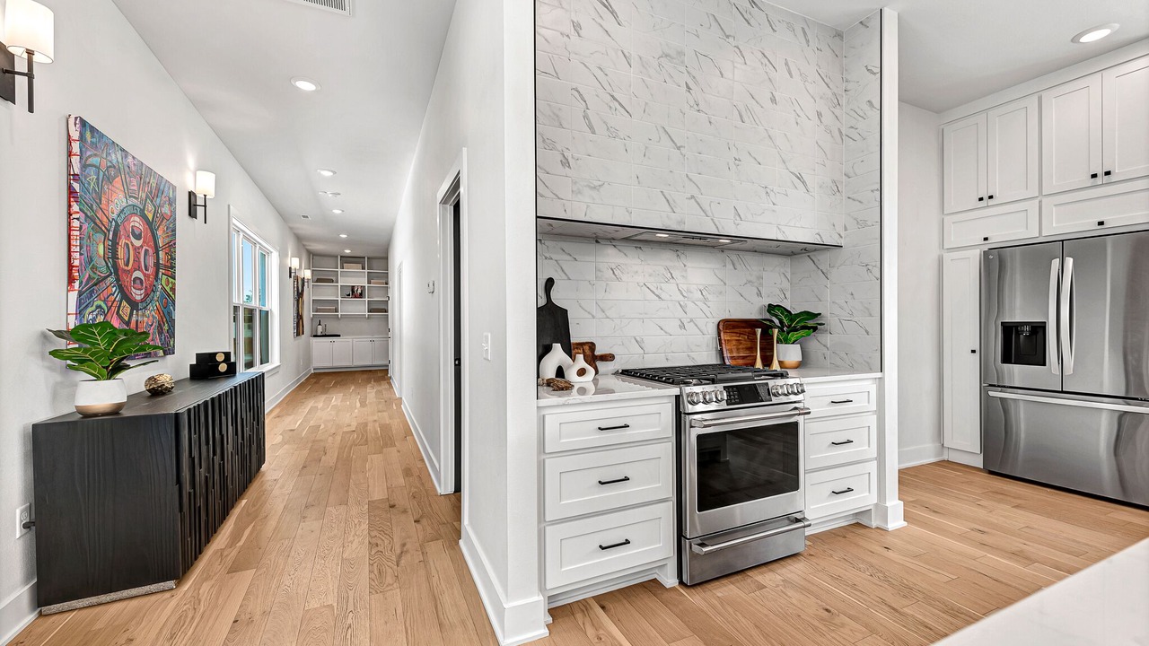Photo of Bedroom in Downtown