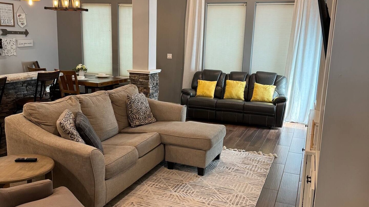 Photo of Livingroom in Edinburg