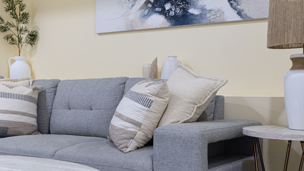 Photo of Livingroom in Downtown London