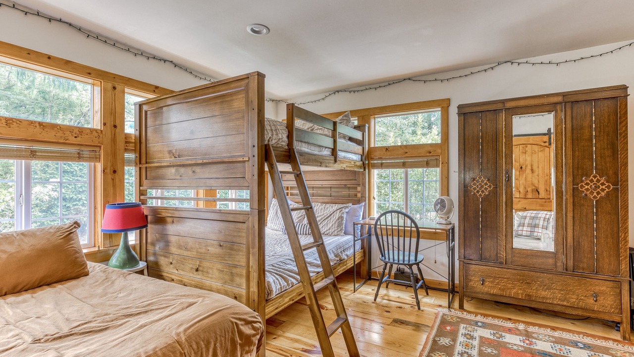 Photo of Bedroom in Marmot