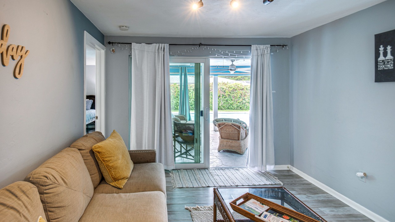 Photo of Livingroom in Biggar