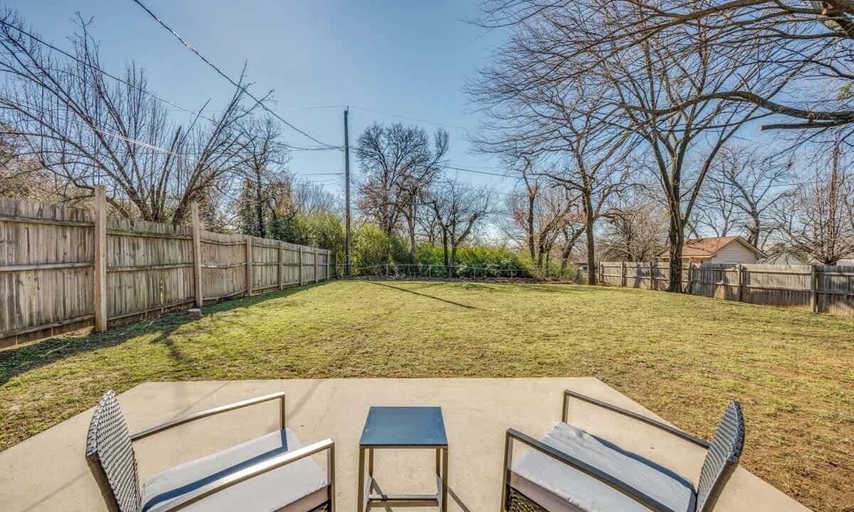 Photo of Outdoor in Denton