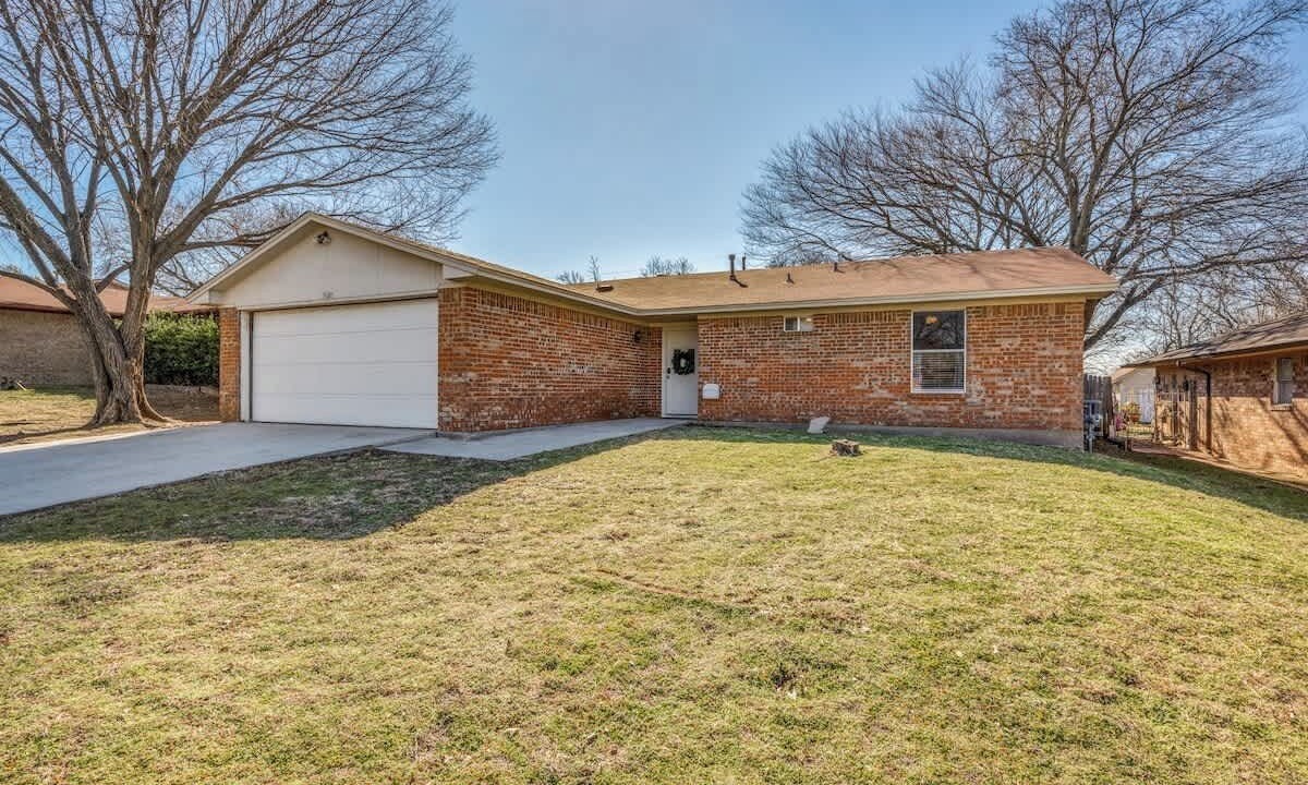 Photo of Outdoor in Denton