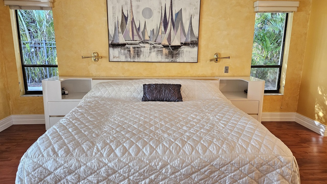 Photo of Bedroom in Deerfield Beach