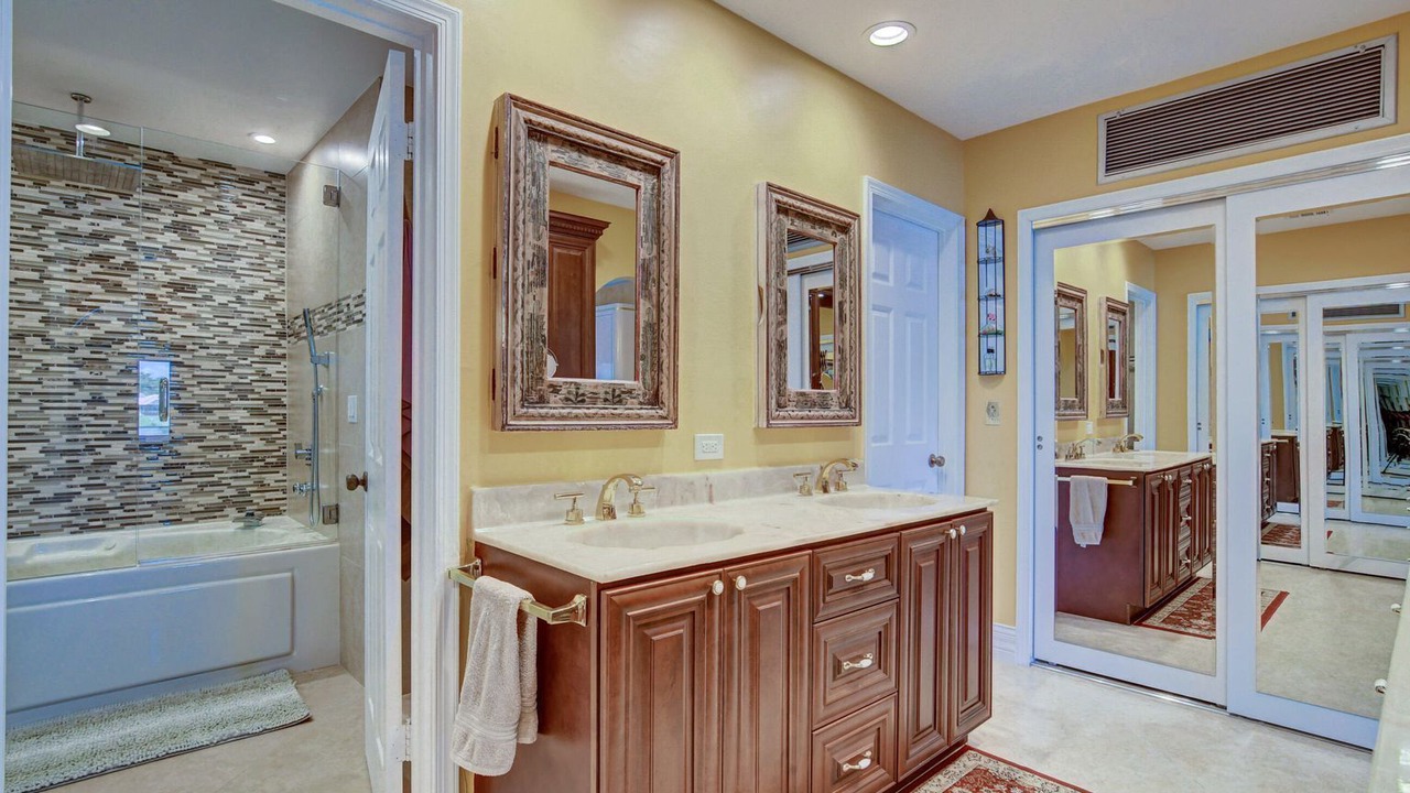 Photo of Bathroom in Deerfield Beach