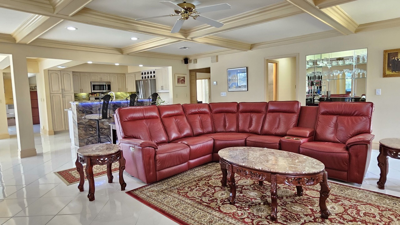 Photo of Livingroom in Deerfield Beach