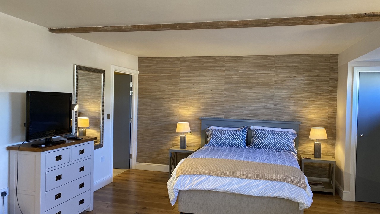 Photo of Others in Chelmondiston