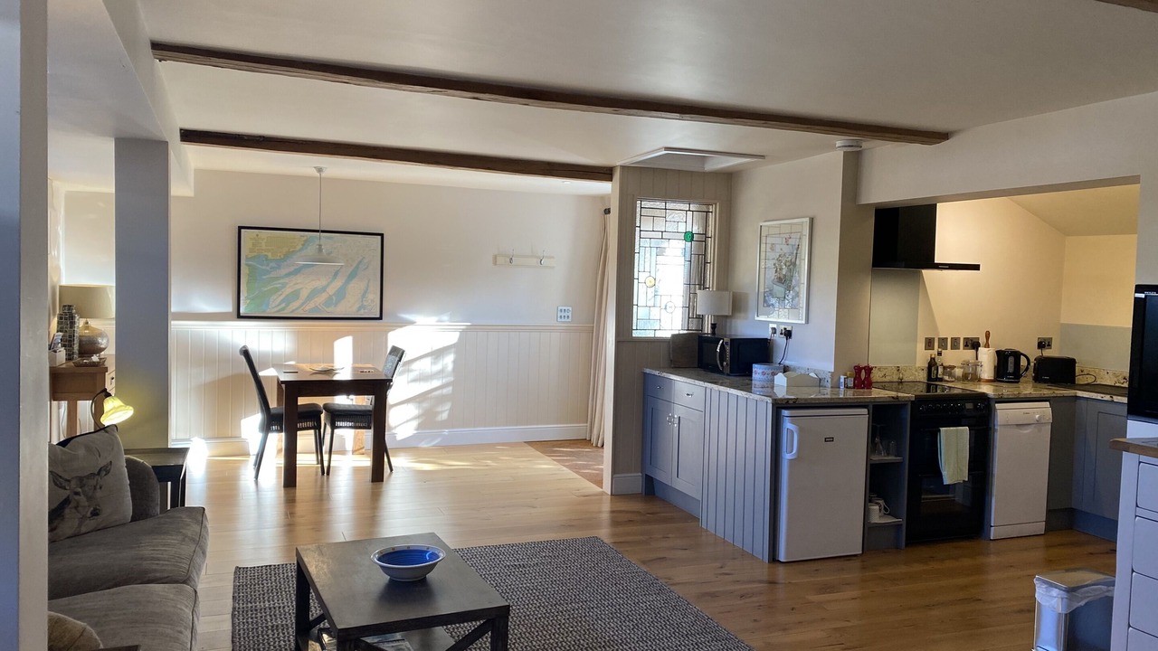 Photo of Others in Chelmondiston