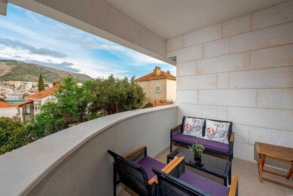 Photo of Patio Balcony in Babin Kuk