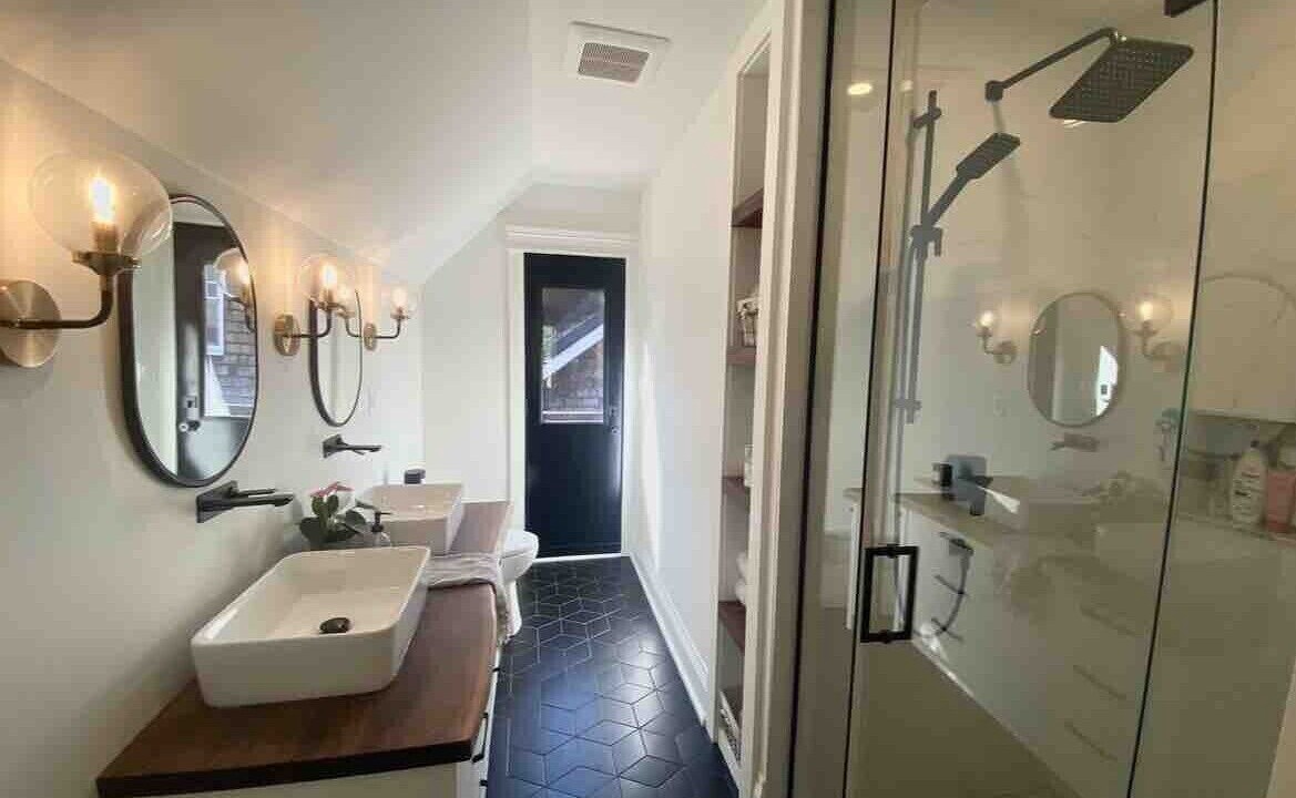Photo of Bathroom in Burlington