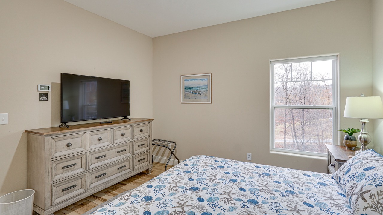 Photo of Bedroom in Lake Ozark