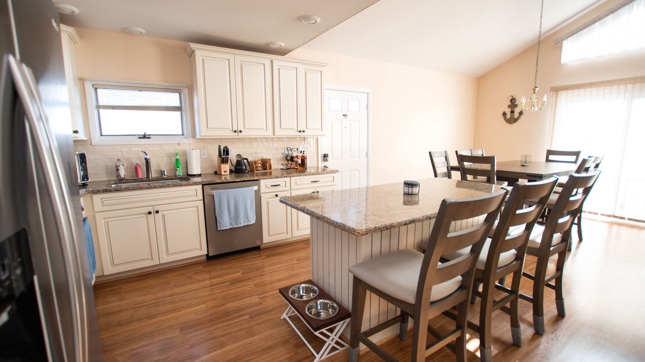 Photo of Others in Mystic Island