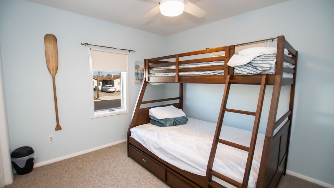 Photo of Bedroom in Mystic Island